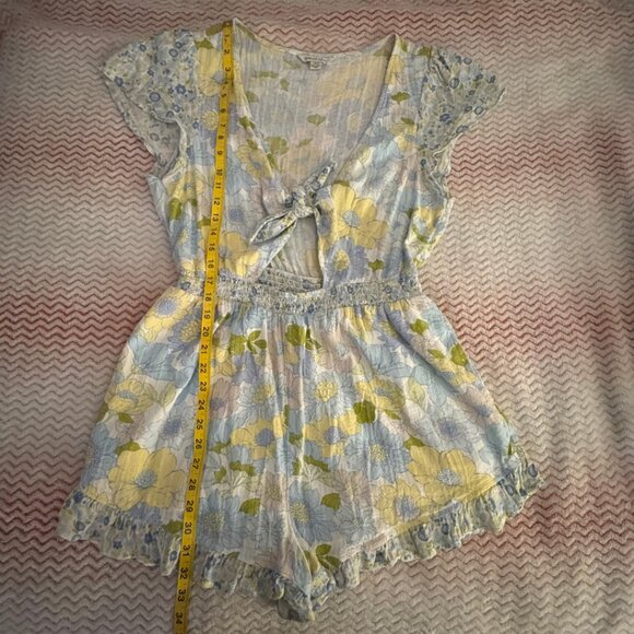 American Eagle Blue and Green Floral Romper - Size Large - Picture 6 of 12